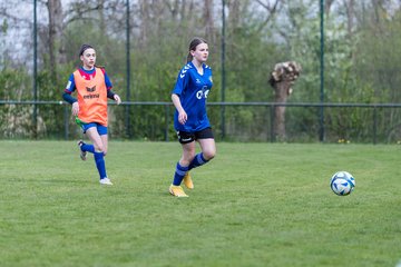 Bild 63 - wCJ VfL Pinneberg - Alstertal-Langenhorn : Ergebnis: 0:8